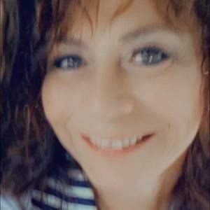 Meet your Posher, Celia